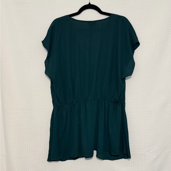 City Chic Jade Twist Peplum Blouse Surplice V-Neck Cap Sleeve Plus Size 18 NWT - Picture 7 of 9